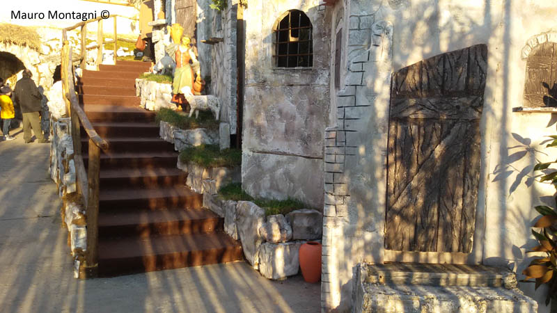 PRESEPE DELLA CHIESA DI S. MARIA A CAMPI BISENZIO 1